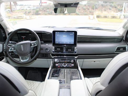 Used 2019 Lincoln Navigator Black Label w/ Cargo Package image 13