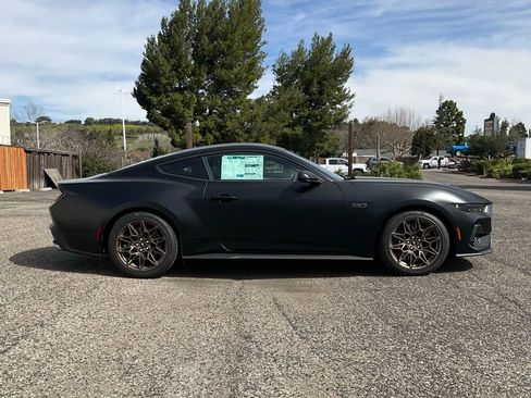 New 2026 Ford Mustang GT Premium w/ GT Performance Package image 7