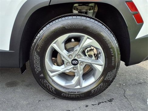 Certified 2024 Hyundai Tucson SE image 7