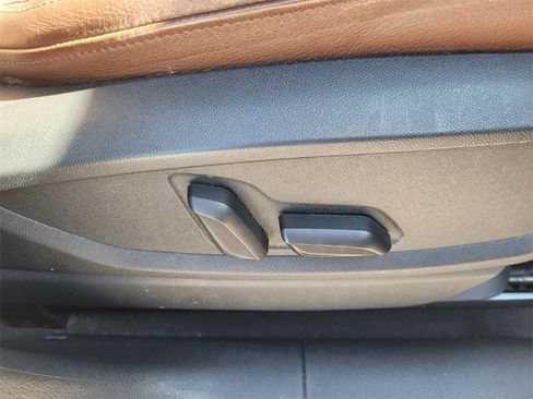 Used 2018 Audi Q5 2.0T Premium Plus w/ Premium Plus Package image 17