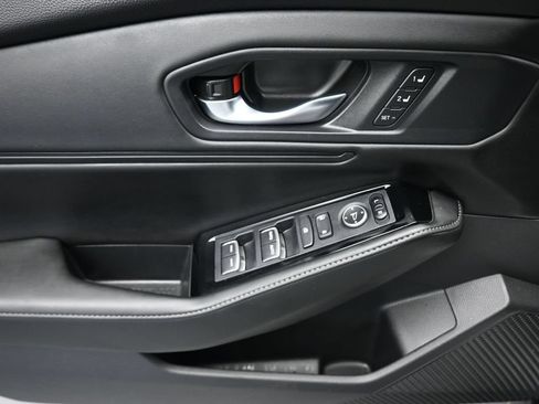 Used 2023 Honda Accord Touring image 10