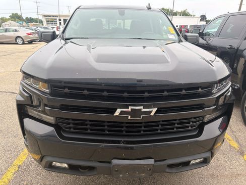Used 2020 Chevrolet Silverado 1500 RST AWD/4WD image 2