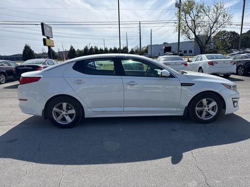 Used 2015 Kia Optima LX w/ Paint Protection Film Package FWD image 5