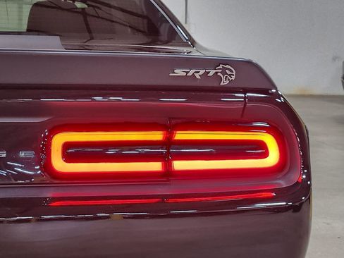 Used 2021 Dodge Challenger SRT Hellcat Redeye image 23