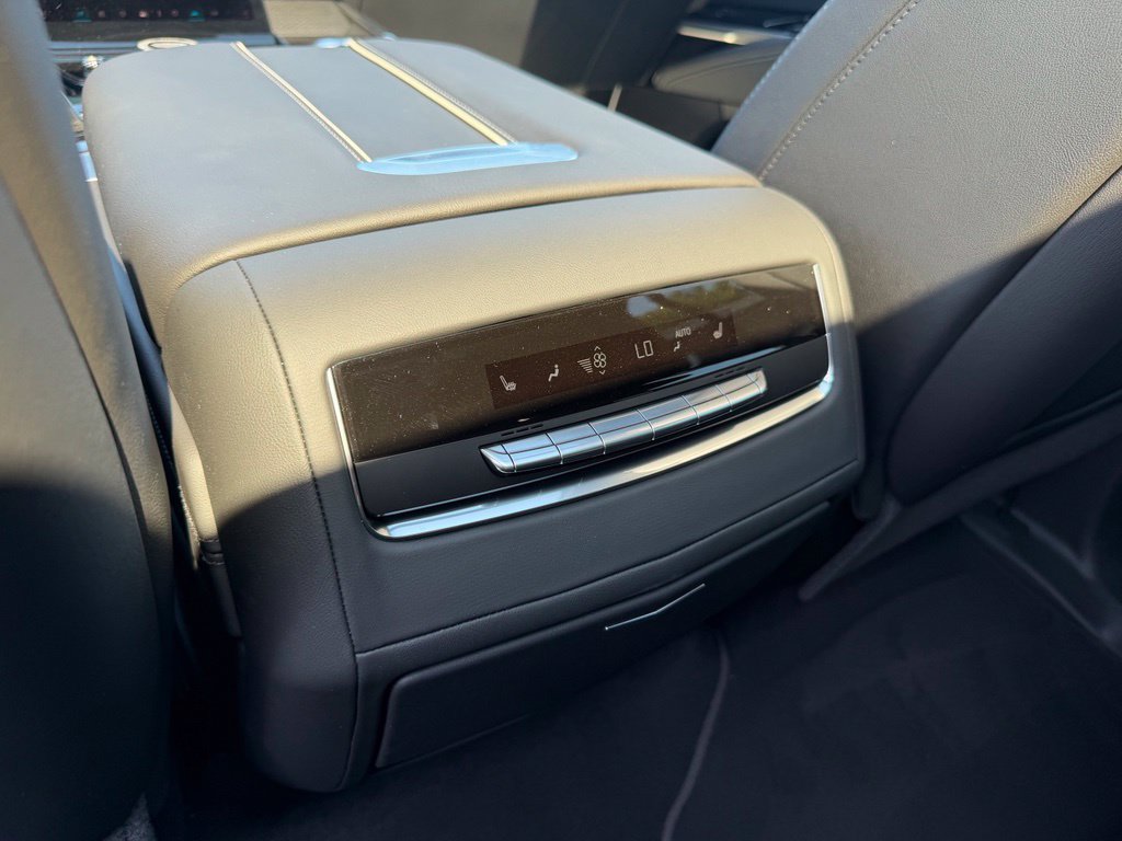 Used 2026 Cadillac Escalade Sport w/ LPO, ONYX Package AWD/4WD image 45