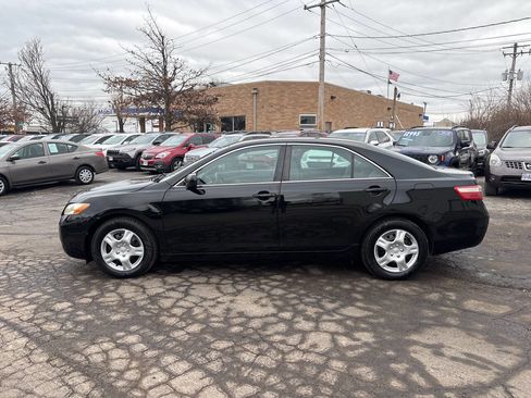 Used 2009 Toyota Camry LE image 3