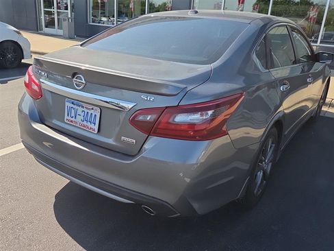 Used 2018 Nissan Altima 2.5 SR w/ SR Special Edition FWD image 7