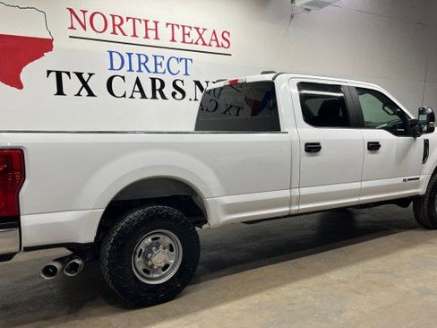 Used 2022 Ford F250 XL w/ Power Equipment Group image 4