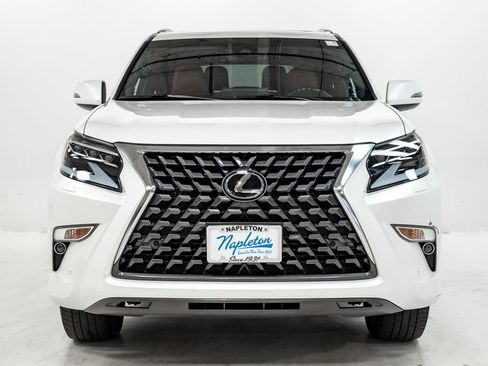 Used 2023 Lexus GX 460 Premium w/ Premium Package AWD/4WD image 4