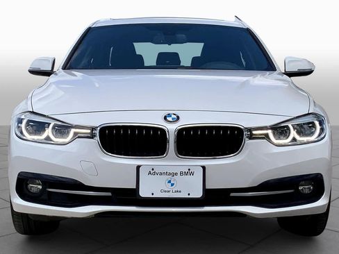 Used 2018 BMW 330i Sedan image 3