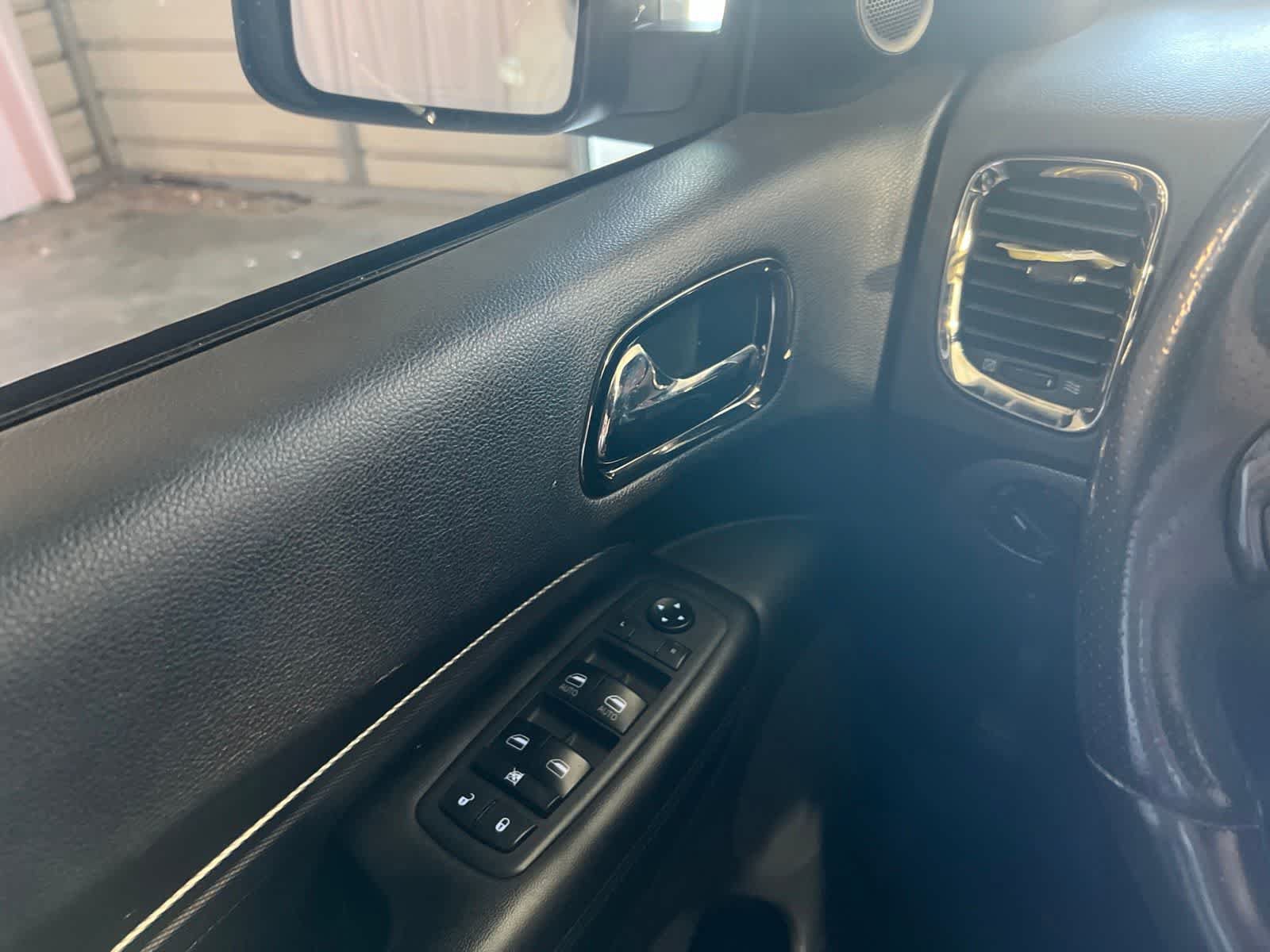 Used 2019 Dodge Durango GT RWD image 25