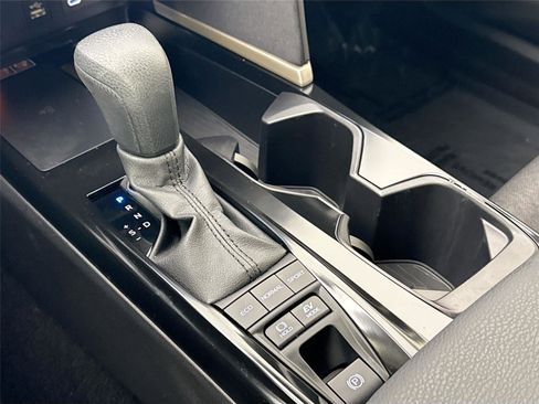 Certified 2025 Toyota Camry LE image 28