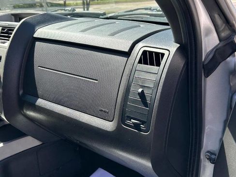 Used 2009 Ford Escape XLT FWD image 49