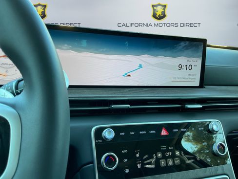 Used 2025 Genesis GV80 3.5T Advanced image 14