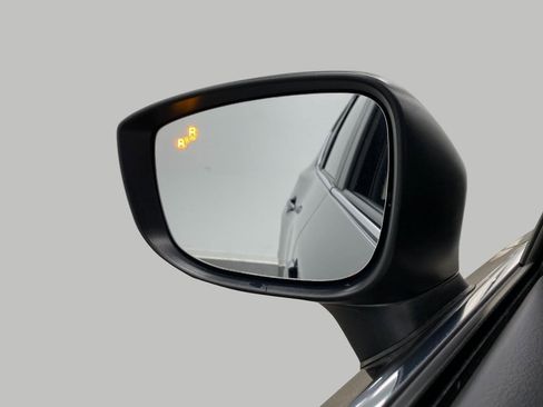 Used 2025 MAZDA CX-5 AWD 2.5 S w/ Preferred Package image 21