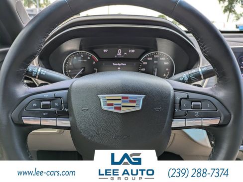 Used 2023 Cadillac CT4 Luxury RWD image 19