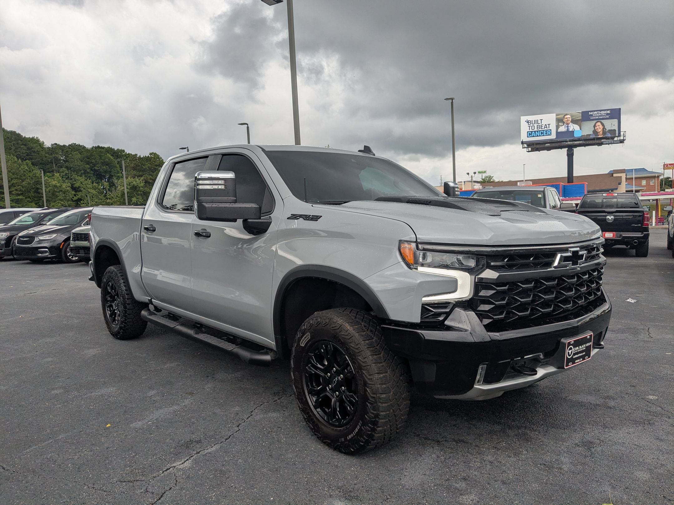 Used 2024 Chevrolet Silverado 1500 ZR2 w/ Technology Package AWD/4WD image 3