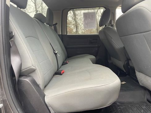 Used 2016 RAM 2500 Tradesman w/ Chrome Appearance Group image 10