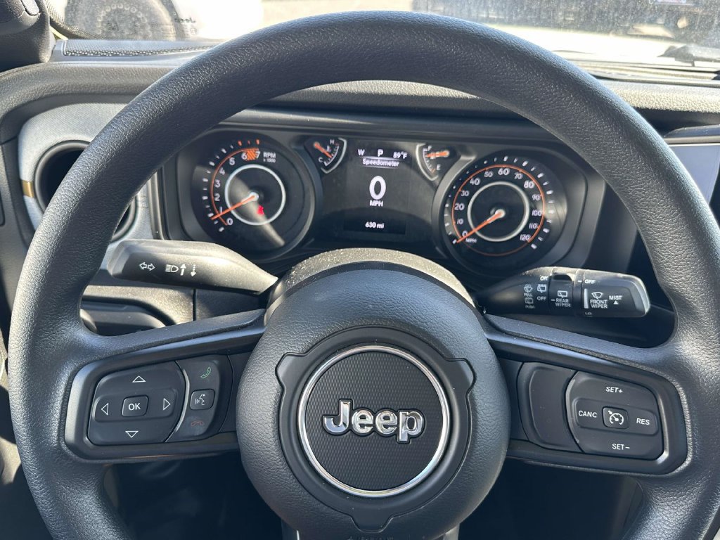 Used 2026 Jeep Wrangler Unlimited Sport AWD/4WD image 19
