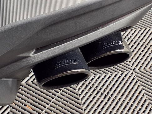 Used 2024 Ford Mustang GT Premium image 13