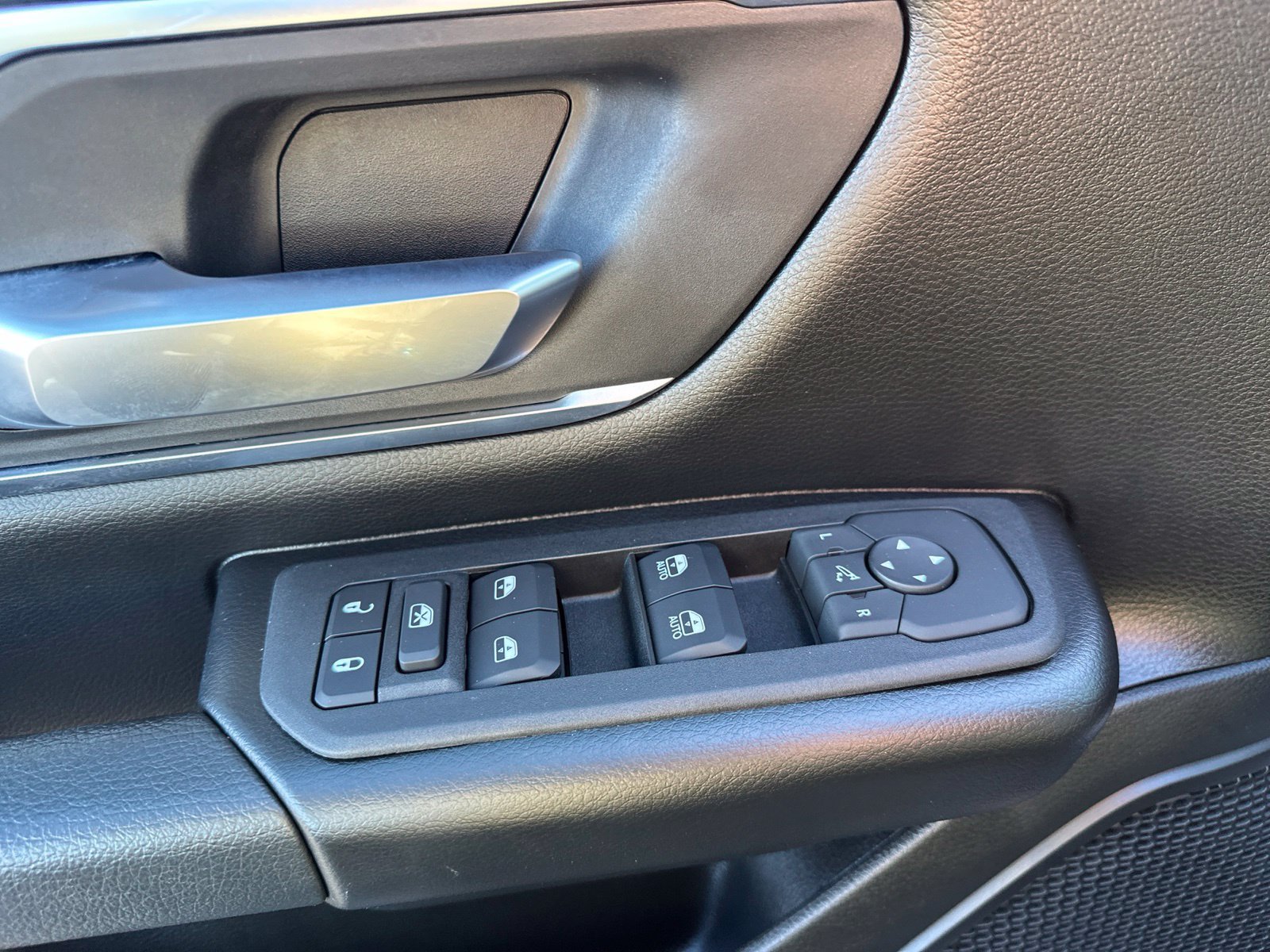 Used 2025 RAM 1500 Big Horn AWD/4WD image 20