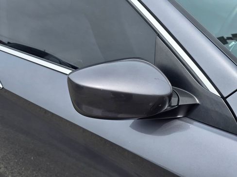 Used 2017 Honda Accord LX image 9