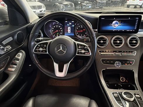 Used 2019 Mercedes-Benz C 300 Sedan w/ Premium Package image 26