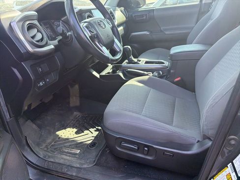 Used 2023 Toyota Tacoma SR5 image 10