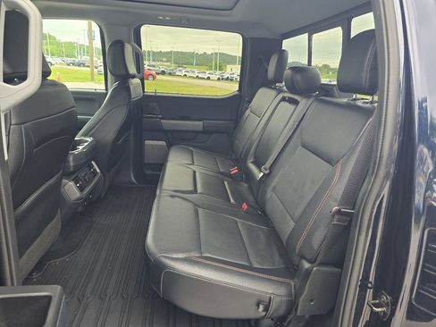 Used 2022 Ford F150 Lariat w/ Equipment Group 502A High AWD/4WD image 14