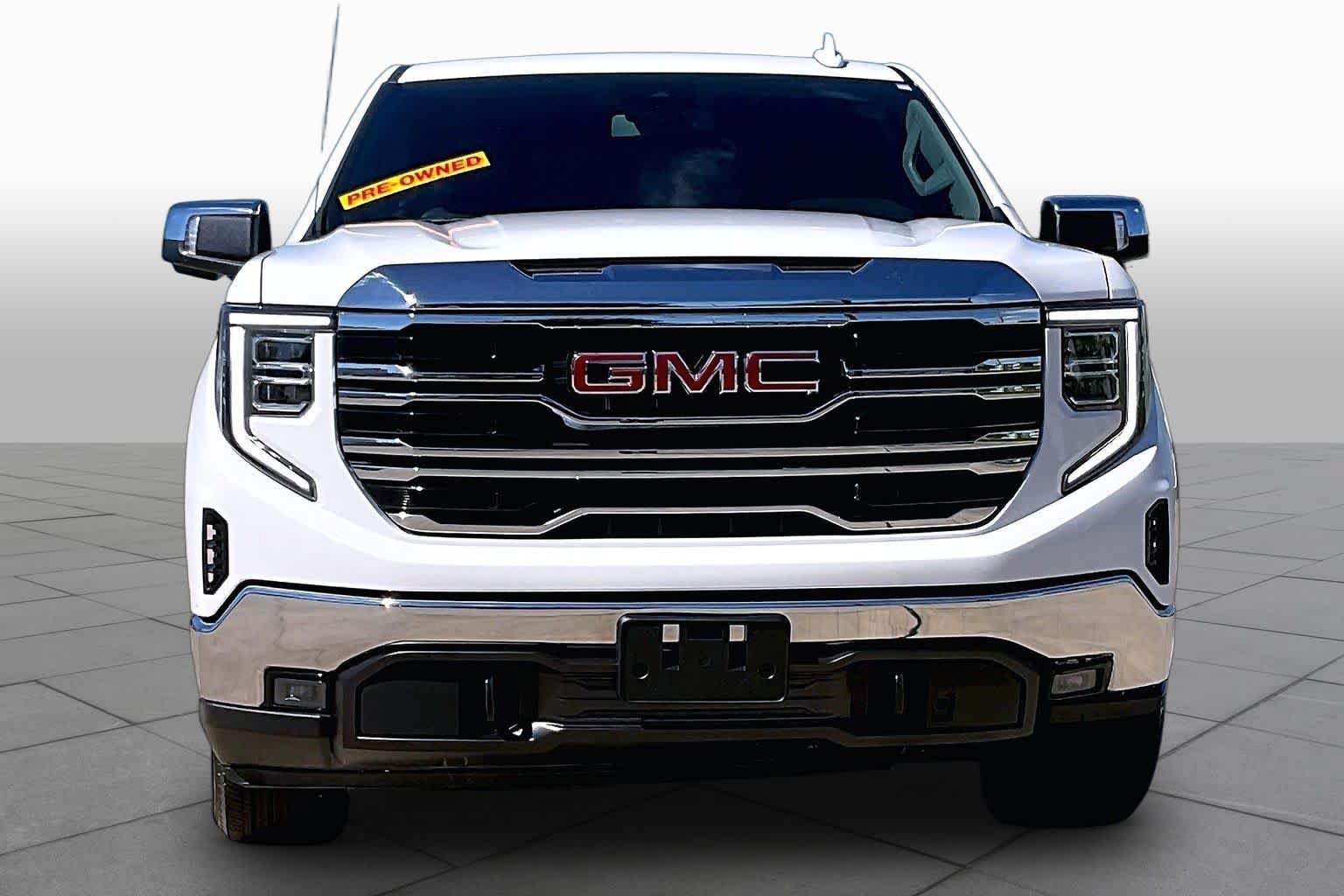 Used 2026 GMC Sierra 1500 SLT RWD image 4