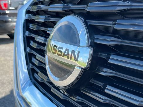 Used 2021 Nissan Rogue SL FWD image 4