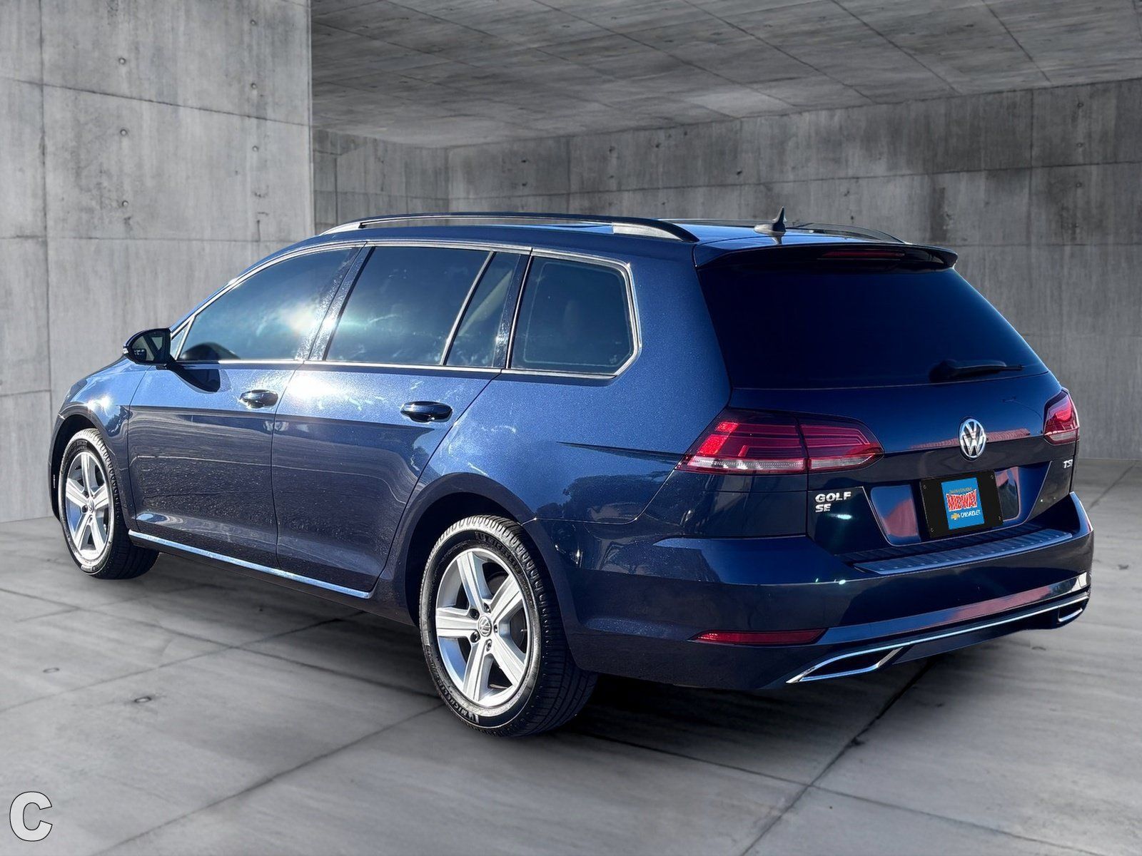 Used 2018 Volkswagen Golf SE FWD image 4