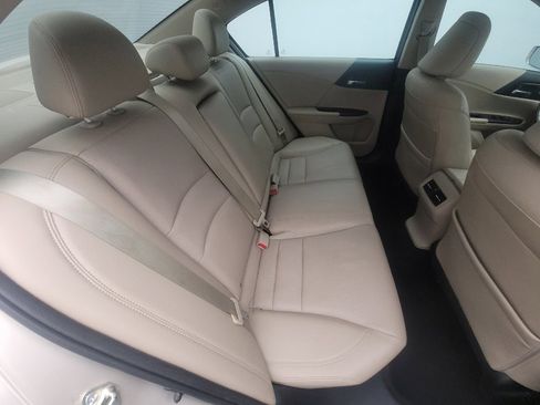 Used 2015 Honda Accord EX-L image 19