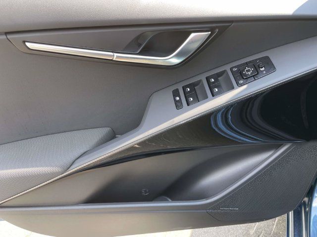 New 2026 Kia Niro EX FWD image 20