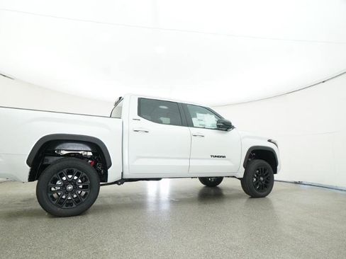 New 2026 Toyota Tundra Limited AWD/4WD image 11