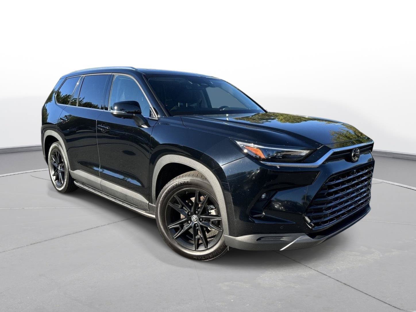Used 2024 Toyota Grand Highlander FWD image 4