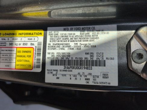 Used 2016 Ford Fusion Titanium image 23