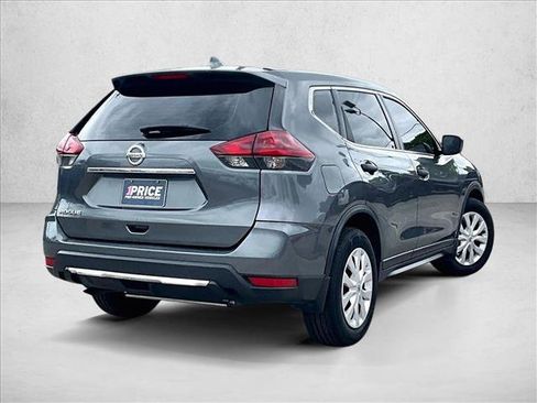 Used 2020 Nissan Rogue S FWD image 2