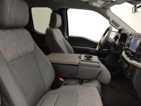 Used 2022 Ford F150 XLT image 21
