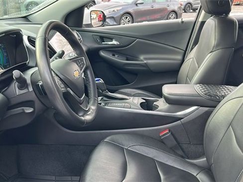 Used 2018 Chevrolet Volt Premier image 22