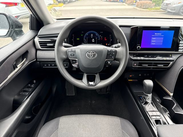 Used 2025 Toyota Camry LE FWD image 29