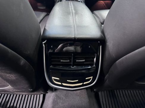 Used 2015 Cadillac XTS Premium AWD/4WD image 37