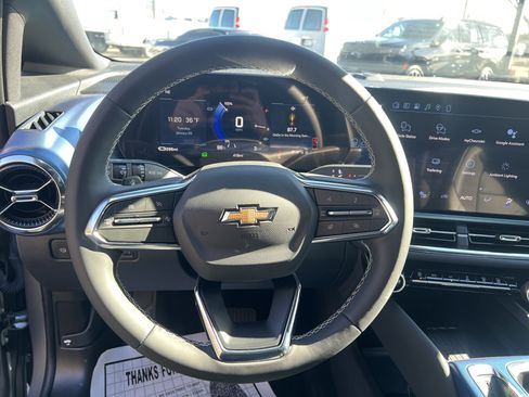 New 2026 Chevrolet Equinox EV LT image 19