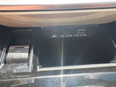 Certified 2023 Subaru Legacy Limited AWD/4WD image 34