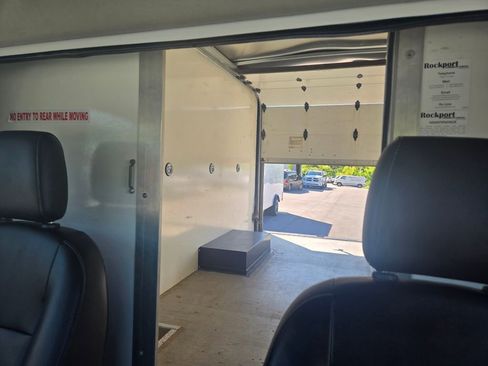 Used 2023 Ford Transit 350 DRW RWD image 10