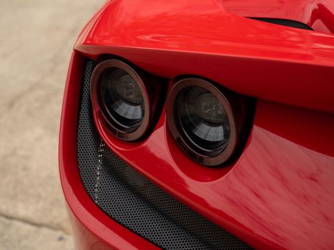 Used 2023 Ferrari F8 Tributo RWD image 21