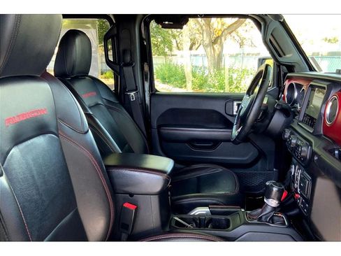 Used 2020 Jeep Gladiator Rubicon AWD/4WD image 8