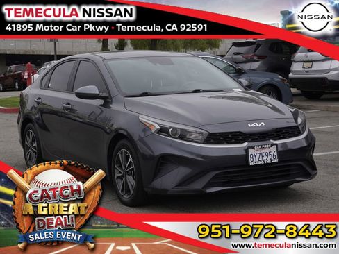 Used 2022 Kia Forte LXS FWD image 1