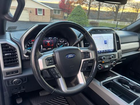 Used 2022 Ford F450 Lariat w/ Lariat Ultimate Package image 26