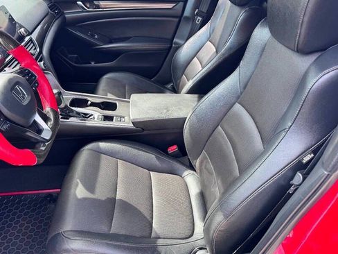 Used 2019 Honda Accord Sport image 15